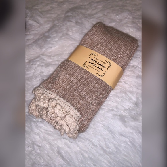 Tutu Anna Boot Socks with Crochet Lace Black Gray - Picture 3 of 5